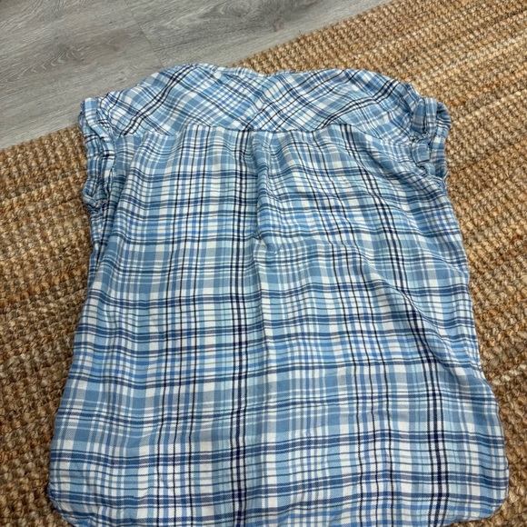 GAP Blue Plaid Women's Blouse - Picture 3 of 3